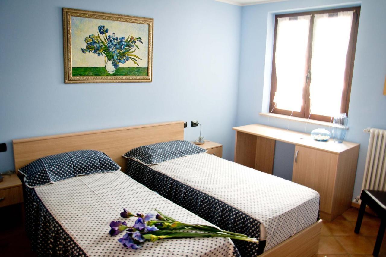Agriturismo Monbertola Govone Eksteriør billede